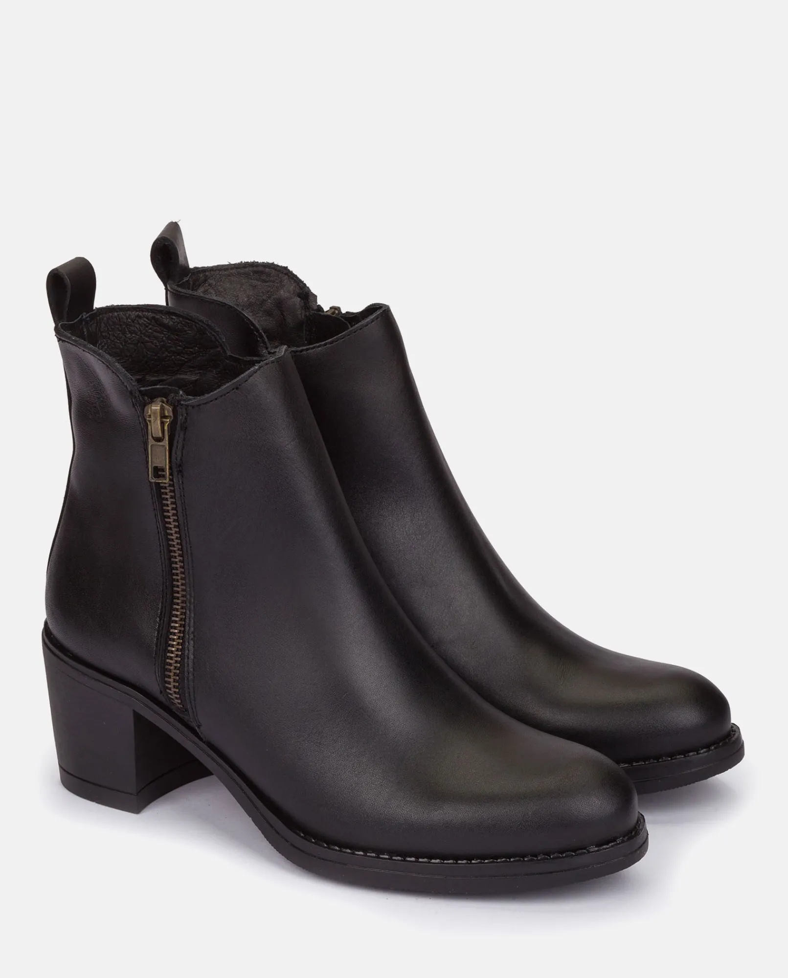 bottines__talon_lille_noi_1.webp Yokono Bottines | Bottines à Talon LILLE-012 Noir