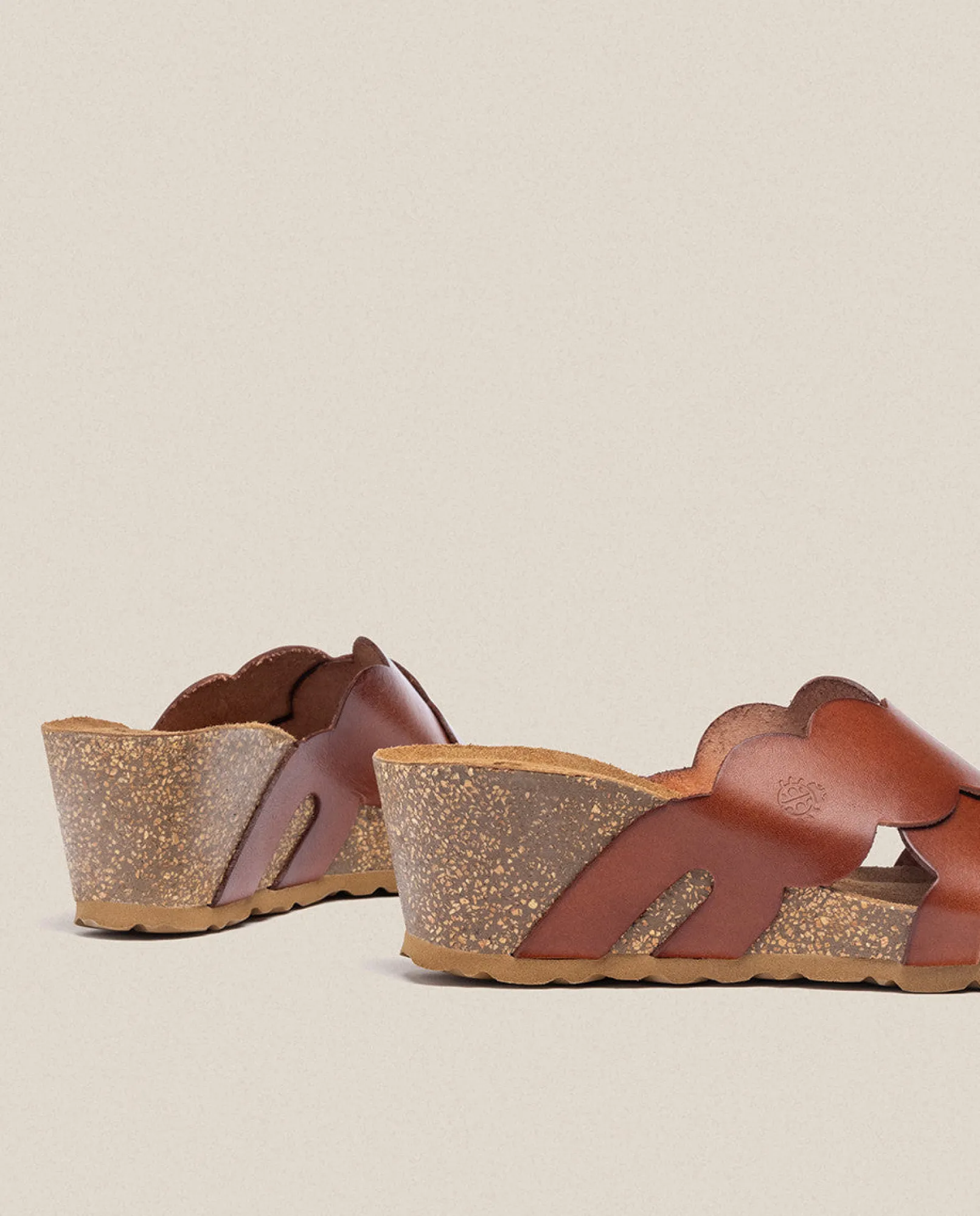 sandale__semelle_compense_2-23.webp Yokono Sandales À Semelles Compensées | Sandale à Semelle Compensée CADIZ-300 Marron