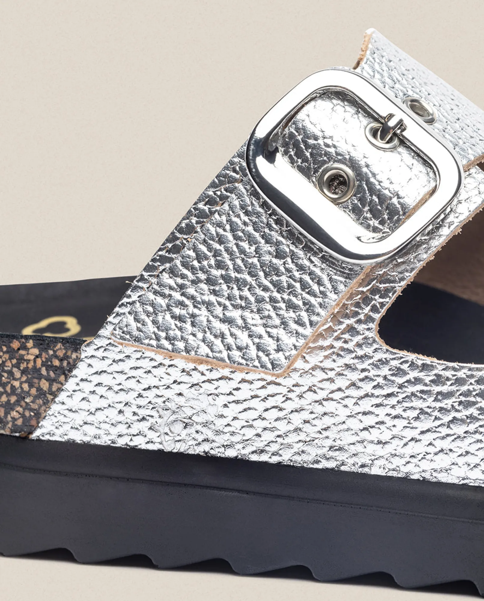 sandalia_de_plataforma_tu_2.webp Yokono Sandales À Plateforme | Sandalia De Plataforma Tunez 130 Plata