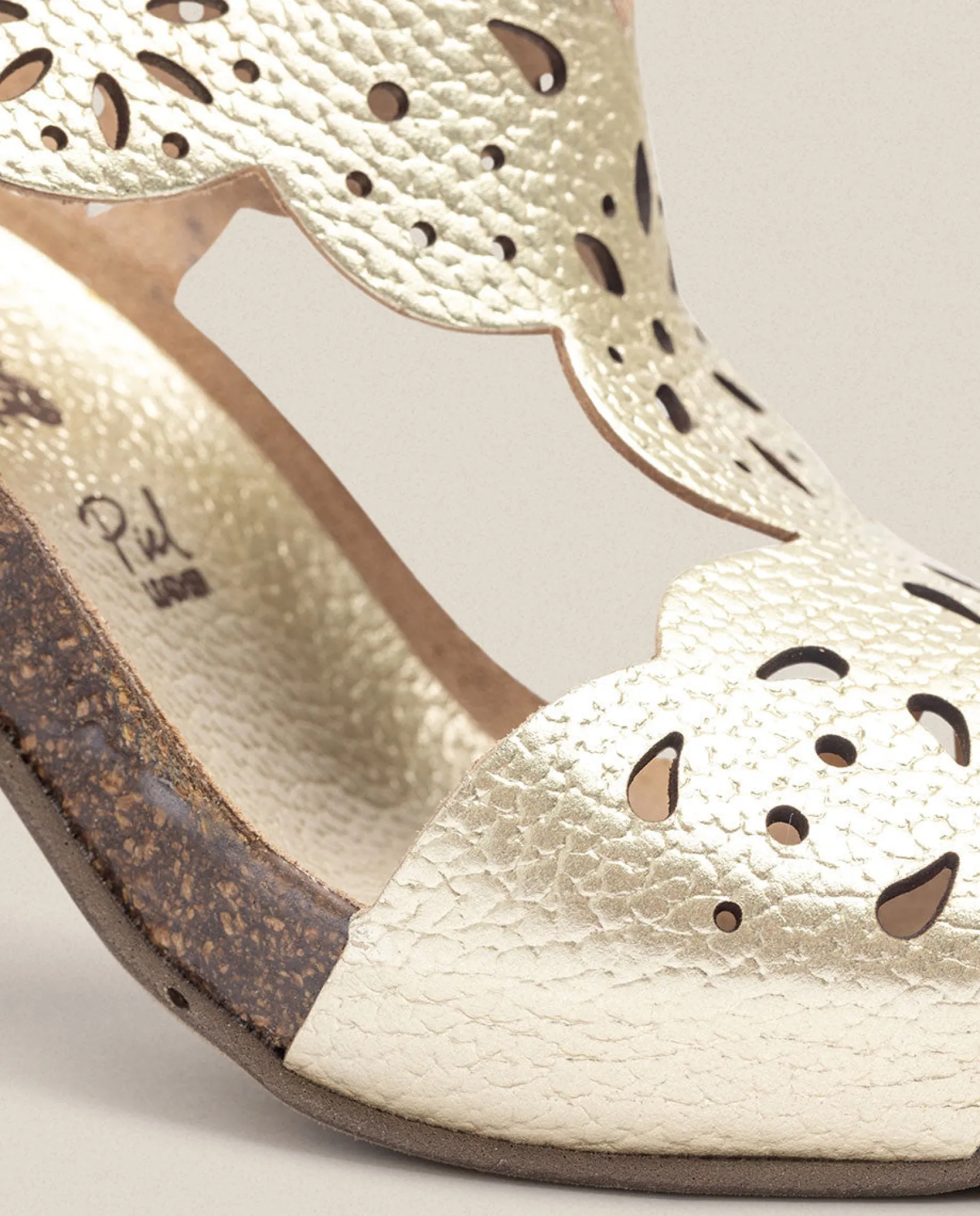 sandalia_de_tacn_ponza__d_2.webp Yokono Sandales À Talon | Sandalia De Tacón Ponza 006 Dorado