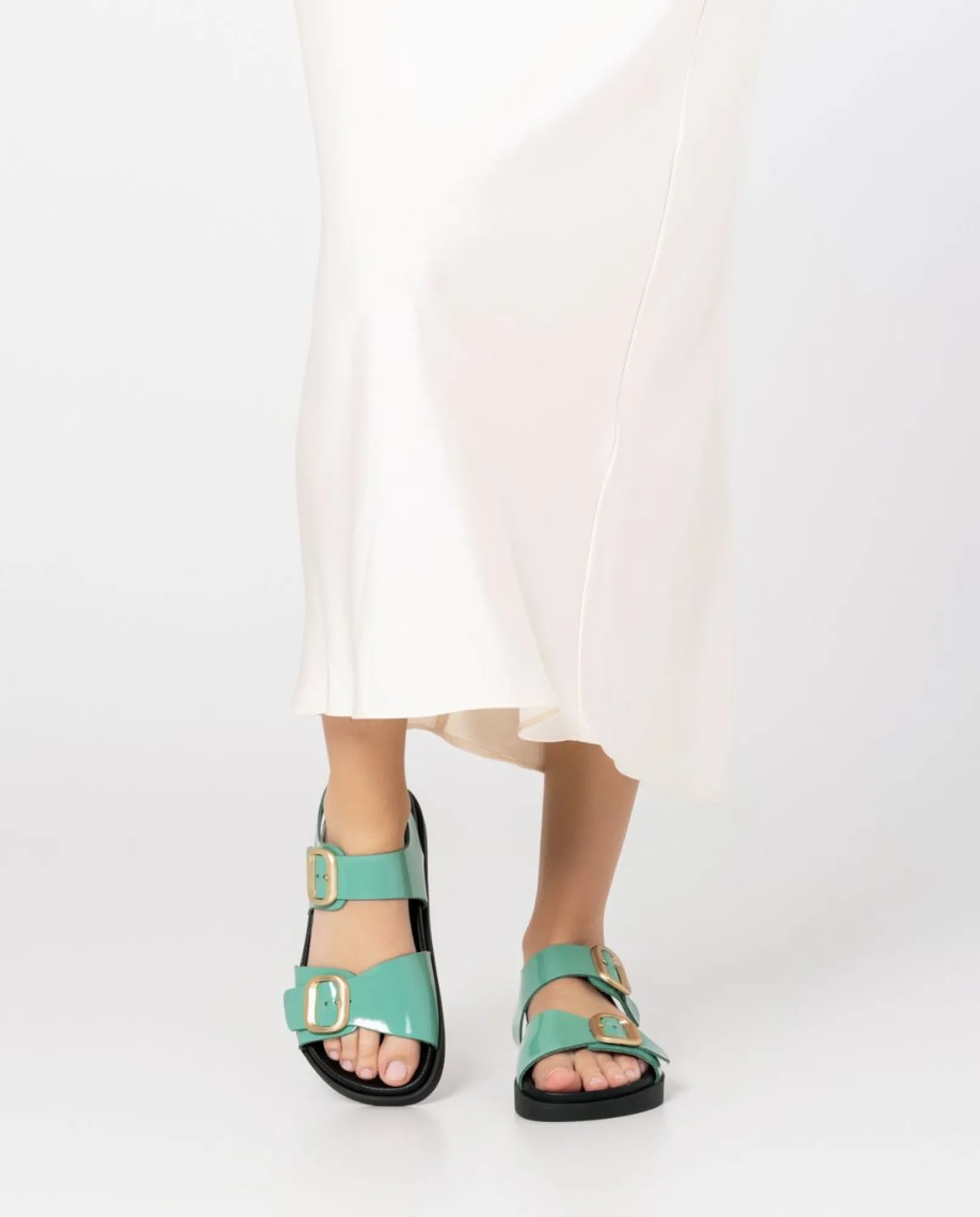 sandalia_plana_morena__ve_2.webp Yokono Sandales Plates | Sandalia Plana Morena 002 Verde